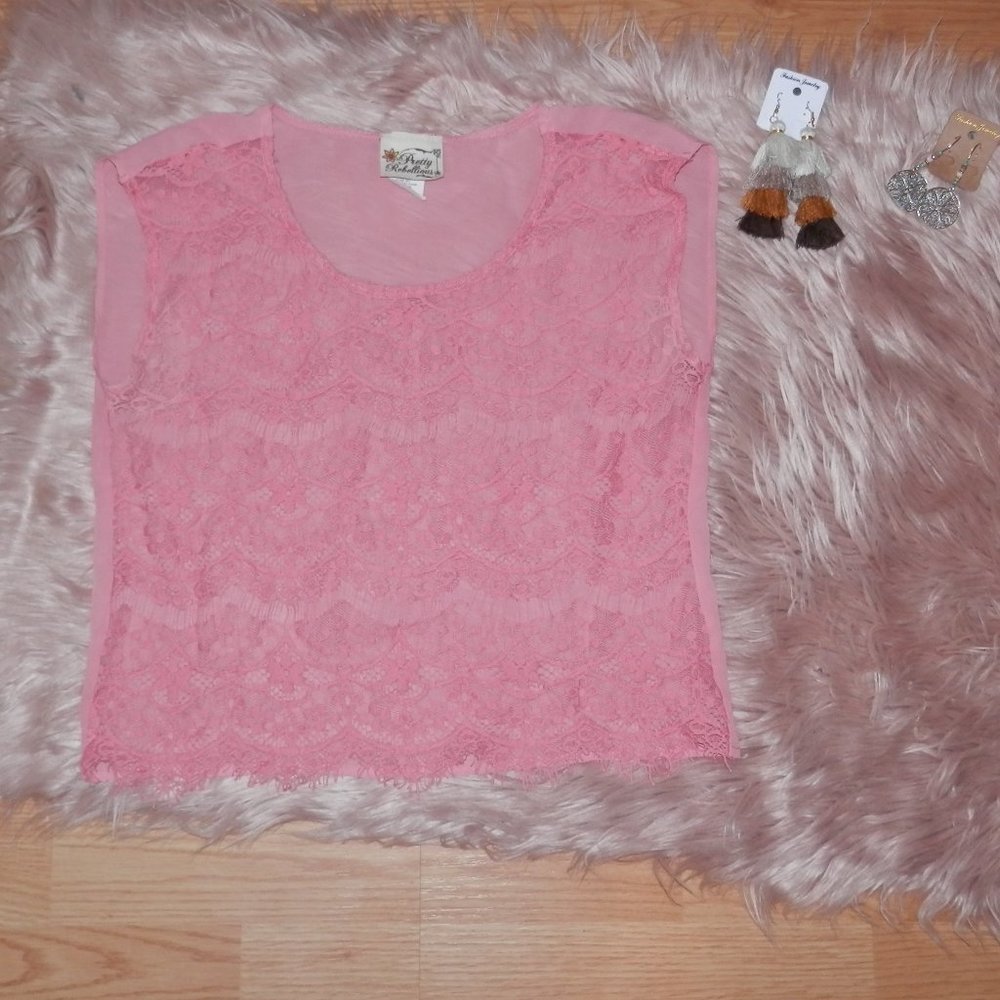 Pretty Rebellious Juniors XS Pink Boho Crochet Top